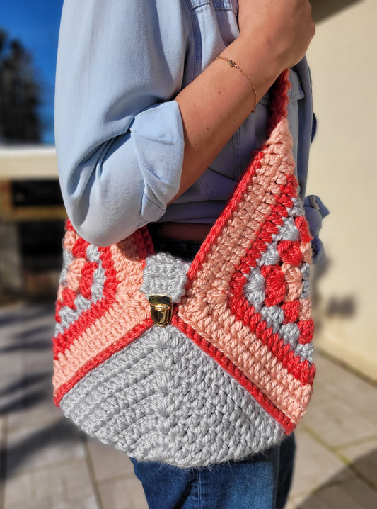 132-Sac besace gris et corail