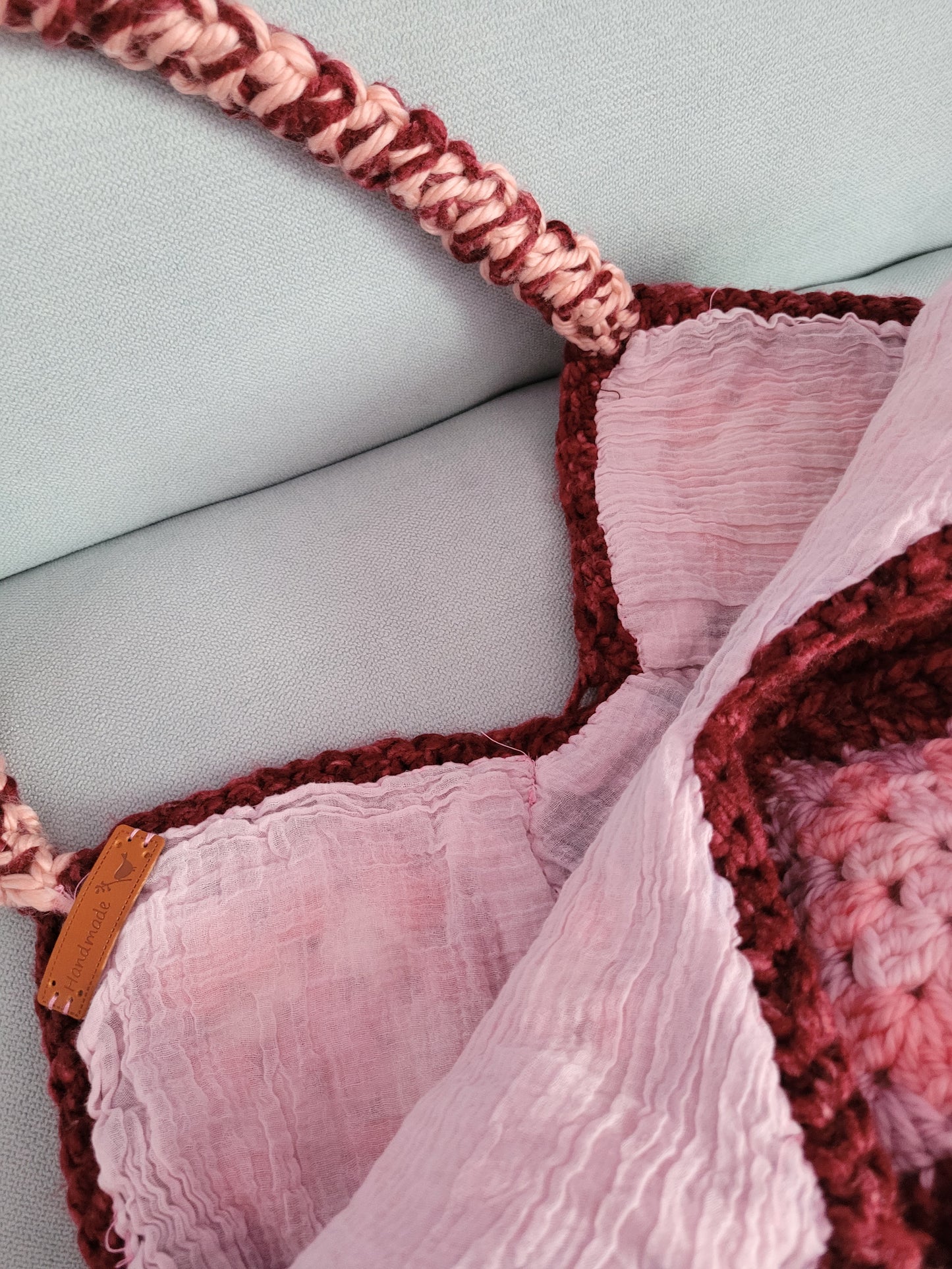 135-Sac besace Granny Violine et rose