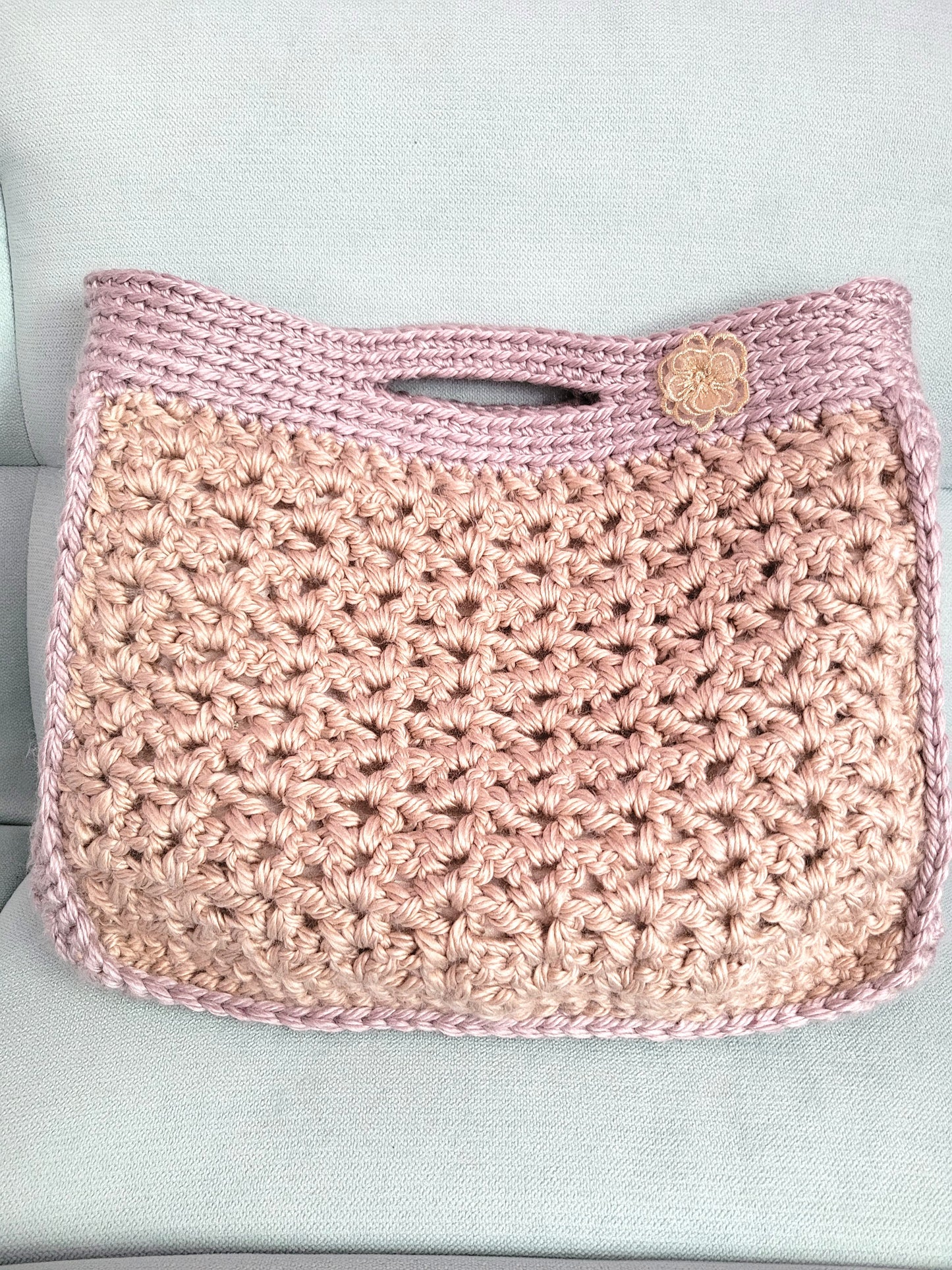 140-Sac cabas beige crochet artisanal